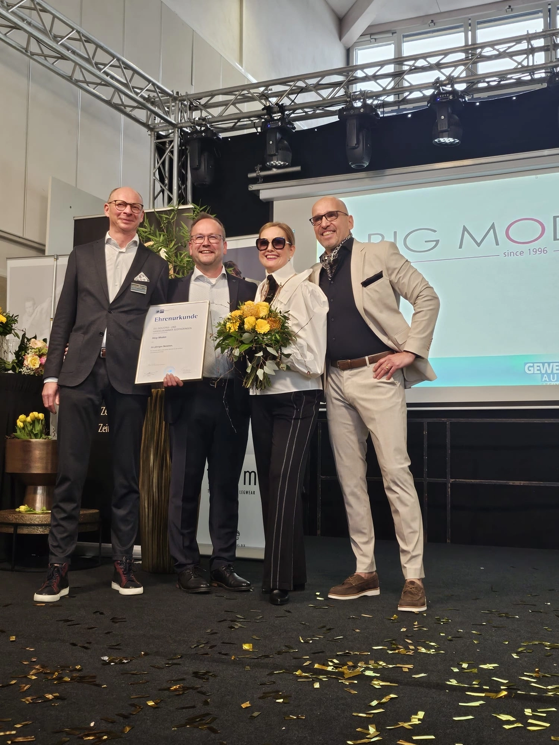 Abig-Moden - Modeboutique - Werbeplakat für eine Modeveranstaltung.